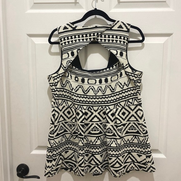 A Pea In The Pod Cream & Black Aztec Print Peplum Mini Dress - Picture 2 of 6